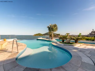 Sobrado com 10 Quartos à venda, 1411m² no Balneário Praia do Pernambuco, Guarujá