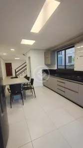 Sobrado com 3 Quartos à venda, 119m² no Campeche, Florianópolis