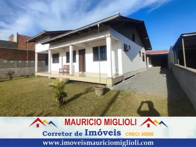 Casa com 3 Quartos à venda, 140m² no Praia do Ervino, São Francisco do Sul