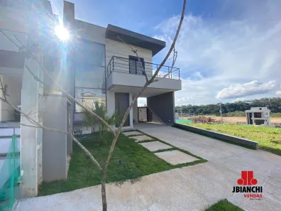 Sobrado com 3 Quartos à venda, 151m² no Porteira Preta, Mogi das Cruzes