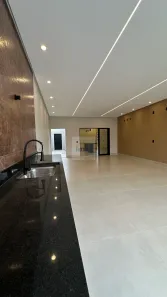 Casa com 3 Quartos à venda, 241m² no Jardim América, Goiânia