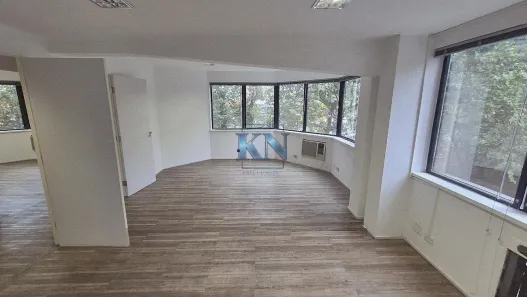 Sala Comercial à venda, 100m² no Cidade Monções, São Paulo