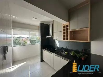 Apartamento com 2 Quartos à venda, 50m² no Segismundo Pereira, Uberlândia