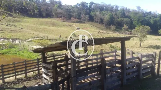 Fazenda/Sítio com 2 Quartos à venda, 100m² no , Cunha