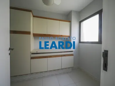 Apartamento com 3 Quartos à venda, 190m² no Cambuí, Campinas