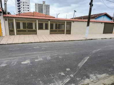 Casa com 3 Quartos à venda, 254m² no Solemar, Praia Grande