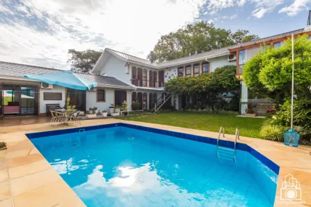 Casa com 6 Quartos à venda, 460m² no Três Figueiras, Porto Alegre
