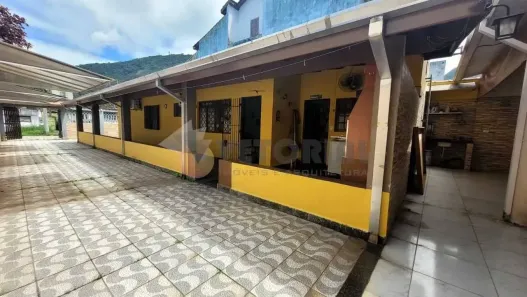 Casa com 2 Quartos à venda, 160m² no Balneário Forest, Caraguatatuba