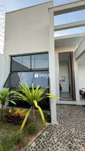 Casa com 4 Quartos à venda, 170m² no Novo Mundo, Uberlândia