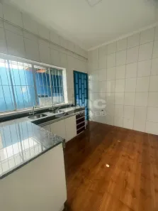 Casa com 2 Quartos para alugar, 60m² no Setor Sul, Goiânia
