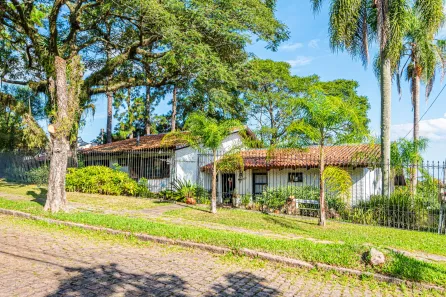 Casa com 3 Quartos à venda, 450m² no Jardim Isabel, Porto Alegre