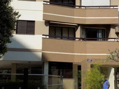 Apartamento com 2 Quartos para alugar, 100m² no Centro, Londrina