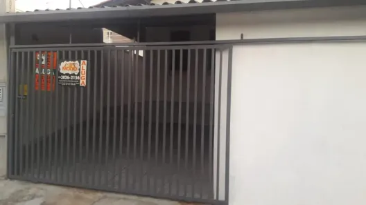 Casa com 2 Quartos para alugar, 75m² no Residencial São Charbel, Taubaté