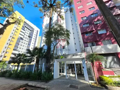 Apartamento com 3 Quartos para alugar, 75m² no Portão, Curitiba