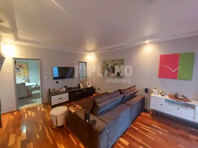 Casa com 4 Quartos à venda, 333m² no Parque Santa Marta, São Carlos