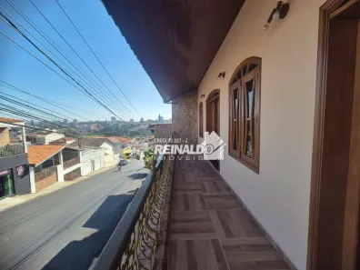 Casa com 3 Quartos à venda, 250m² no Vila Bela Vista, Itatiba