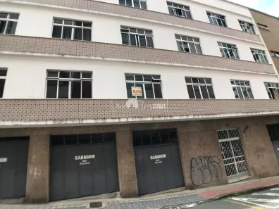 Apartamento com 3 Quartos para alugar, 141m² no Centro, Juiz de Fora