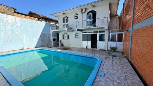 Casa com 4 Quartos à venda, 185m² no Coloninha, Florianópolis