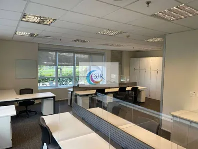 Sala Comercial para alugar, 136m² no Cidade Monções, São Paulo