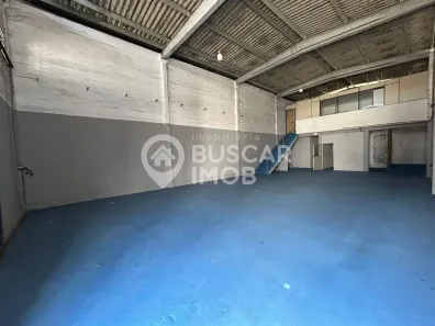 Galpão/Depósito/Armazém para alugar, 170m² no Centro, Camaçari