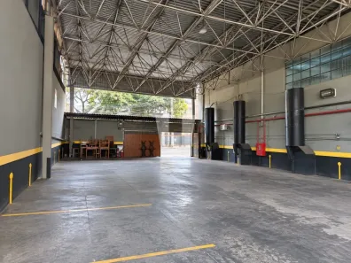 Galpão/Depósito/Armazém para alugar, 768m² no Serra, Belo Horizonte