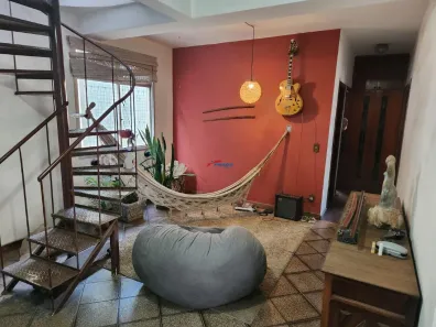 Apartamento com 4 Quartos à venda, 150m² no Carlos Prates, Belo Horizonte