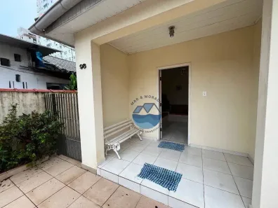 Imóvel Comercial com 2 Quartos para alugar, 350m² no Ponta da Praia, Santos