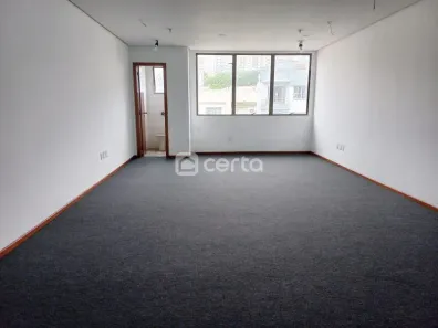 Sala Comercial para alugar, 145m² no Floresta, Porto Alegre