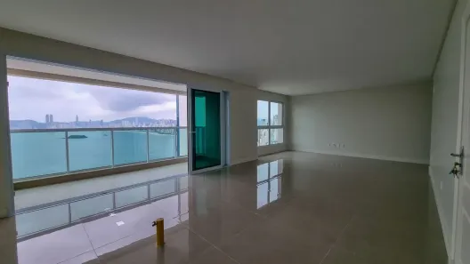 Apartamento com 4 Quartos à venda, 160m² no Centro, Balneário Camboriú