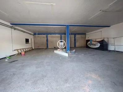Ponto Comercial para alugar, 150m² no Delfino Magalhães, Montes Claros