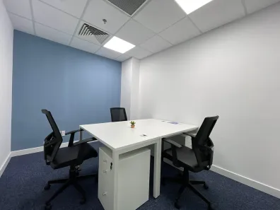 Sala Comercial para alugar, 10m² no Centro, Rio das Ostras