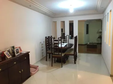 Sobrado com 3 Quartos à venda, 252m² no Nova Petrópolis, São Bernardo do Campo