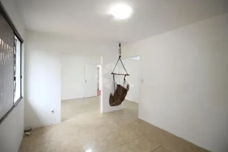 Casa com 2 Quartos para alugar, 170m² no Jardim do Salso, Porto Alegre