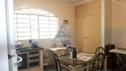 Imóvel Comercial com 4 Quartos à venda, 211m² no Jardim Guanabara, Campinas