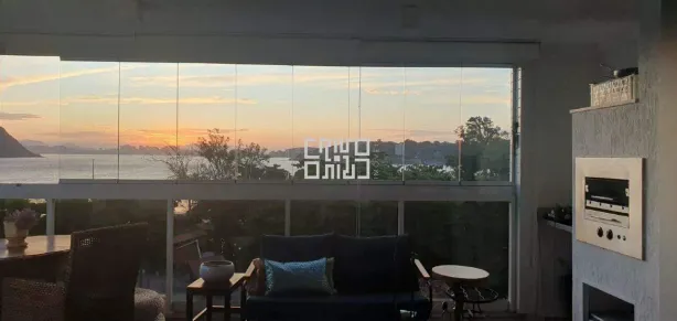 Apartamento com 4 Quartos para alugar, 150m² no São Francisco, Niterói