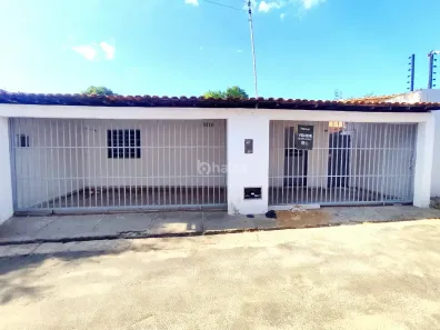 Casa com 3 Quartos à venda, 190m² no Aeroporto, Teresina
