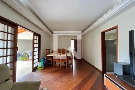 Casa com 4 Quartos à venda, 185m² no Fazenda São Quirino, Campinas