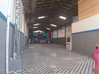 Galpão/Depósito/Armazém para alugar, 700m² no Engenho de Dentro, Rio de Janeiro