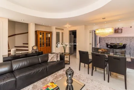 Casa de Condomínio com 3 Quartos à venda, 215m² no Vila Jardim, Porto Alegre