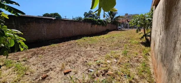 Lote/Terreno à venda, 320m² no Presidente Roosevelt, Uberlândia