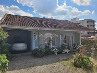 Casa com 2 Quartos à venda, 130m² no Saguaçu, Joinville