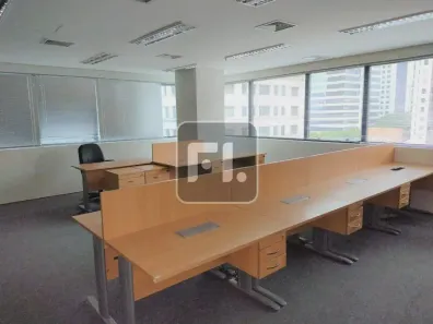 Sala Comercial para alugar, 143m² no Cidade Monções, São Paulo