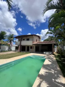 Sobrado com 4 Quartos à venda, 278m² no Candelária, Natal
