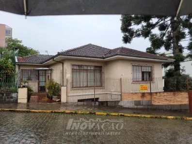 Casa com 6 Quartos à venda, 188m² no Pio X, Caxias do Sul