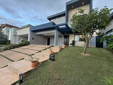 Casa de Condomínio com 4 Quartos à venda, 330m² no Condomínio Residencial Vila Jardim, Cuiabá