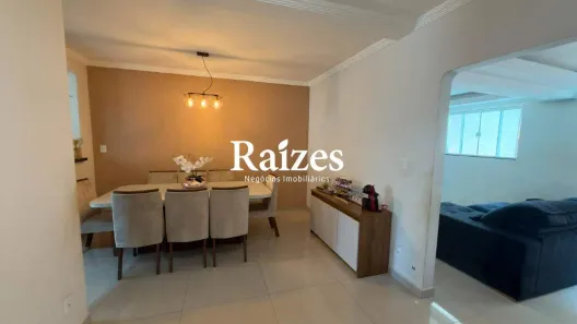 Casa com 3 Quartos à venda, 185m² no Nossa Senhora das Graças, Uberlândia