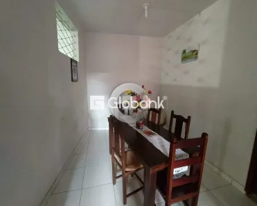 Casa com 3 Quartos à venda, 180m² no São Judas Tadeu, Montes Claros