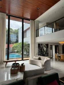Casa de Condomínio com 3 Quartos para alugar, 450m² no Residencial Condomínio Jardim Veneza, Senador Canedo