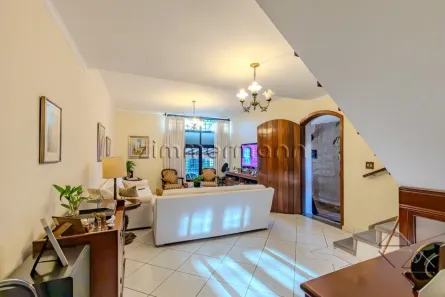 Sobrado com 3 Quartos à venda, 204m² no Vila Madalena, São Paulo