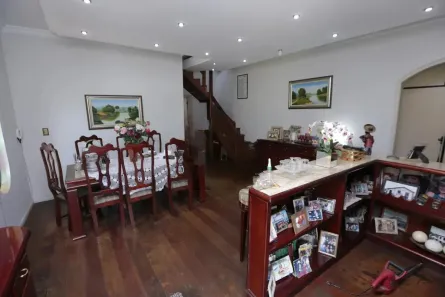 Casa com 4 Quartos à venda, 302m² no Inconfidentes, Contagem